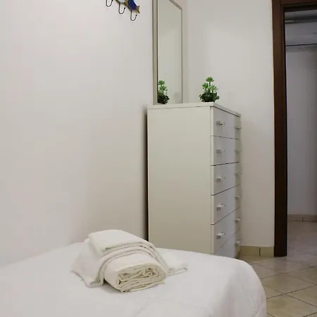 Cilentoeasyrooms * Marina di Camerota